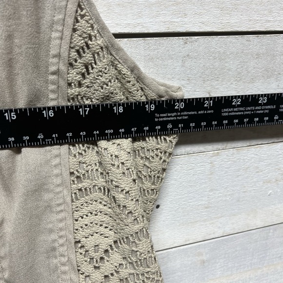 Chicos Vest Womens 2 US Large Beige Crochet Sleeveless Open Front‎ Asymetrical - Picture 8 of 9